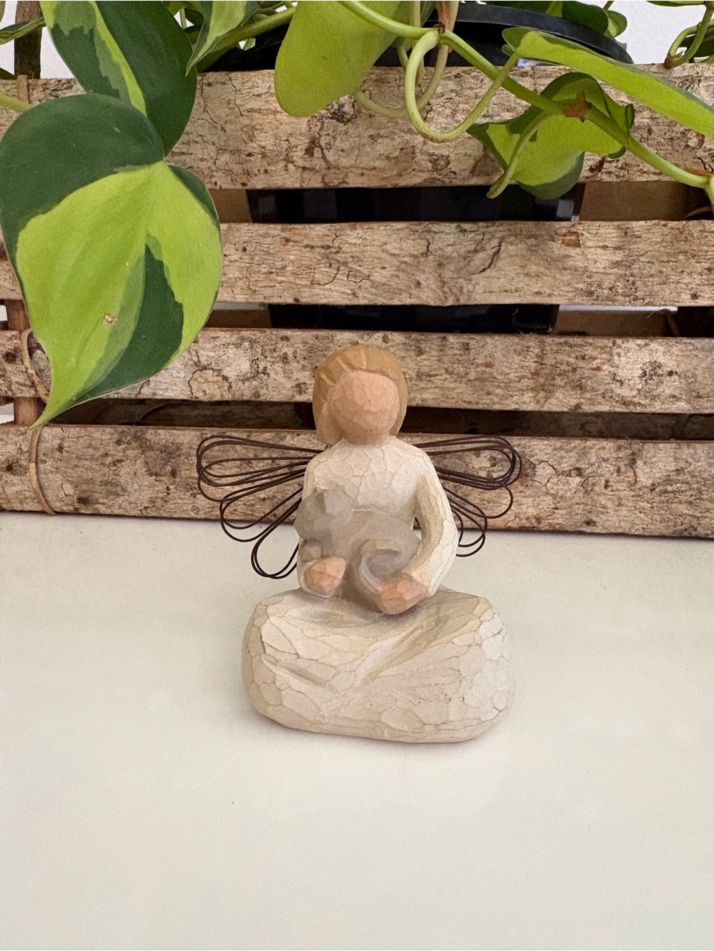 Demdaco Willow Tree "Angel of Kindness" Figurine!